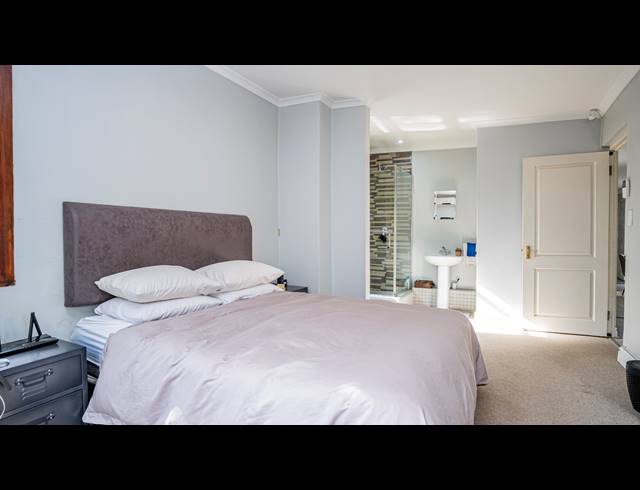 2 BEDROOM APARTMENT TO LET IN MORNINGSIDE